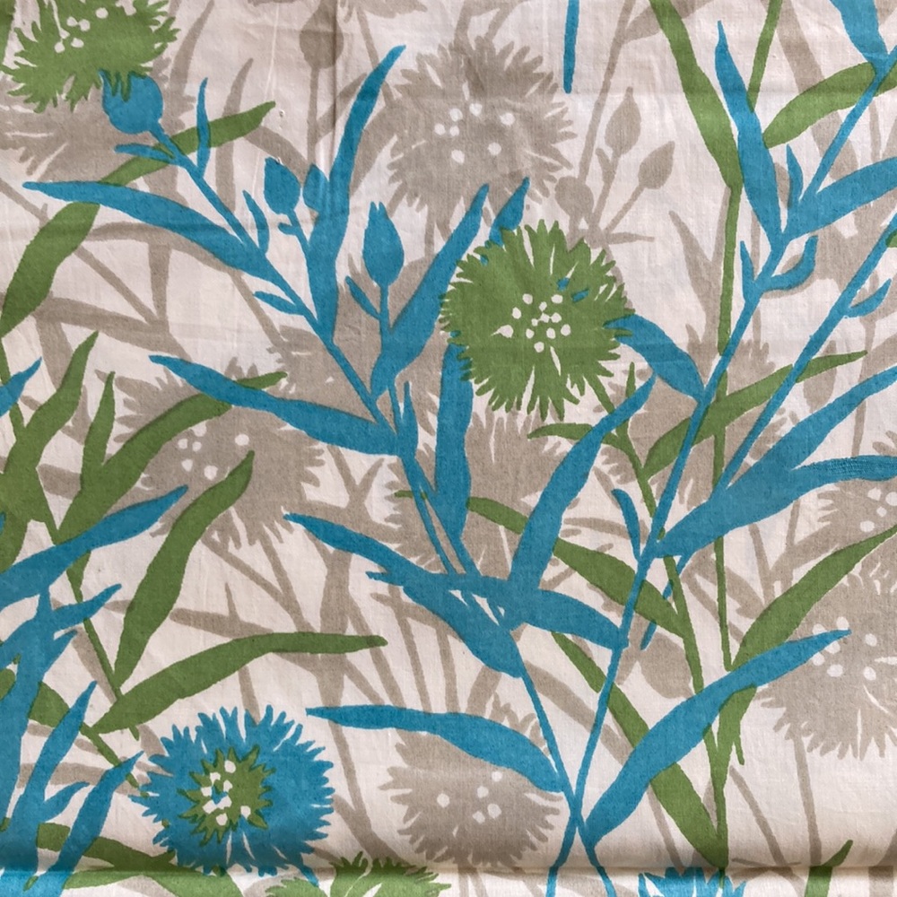 Vintage floral chintz polished cotton remnant